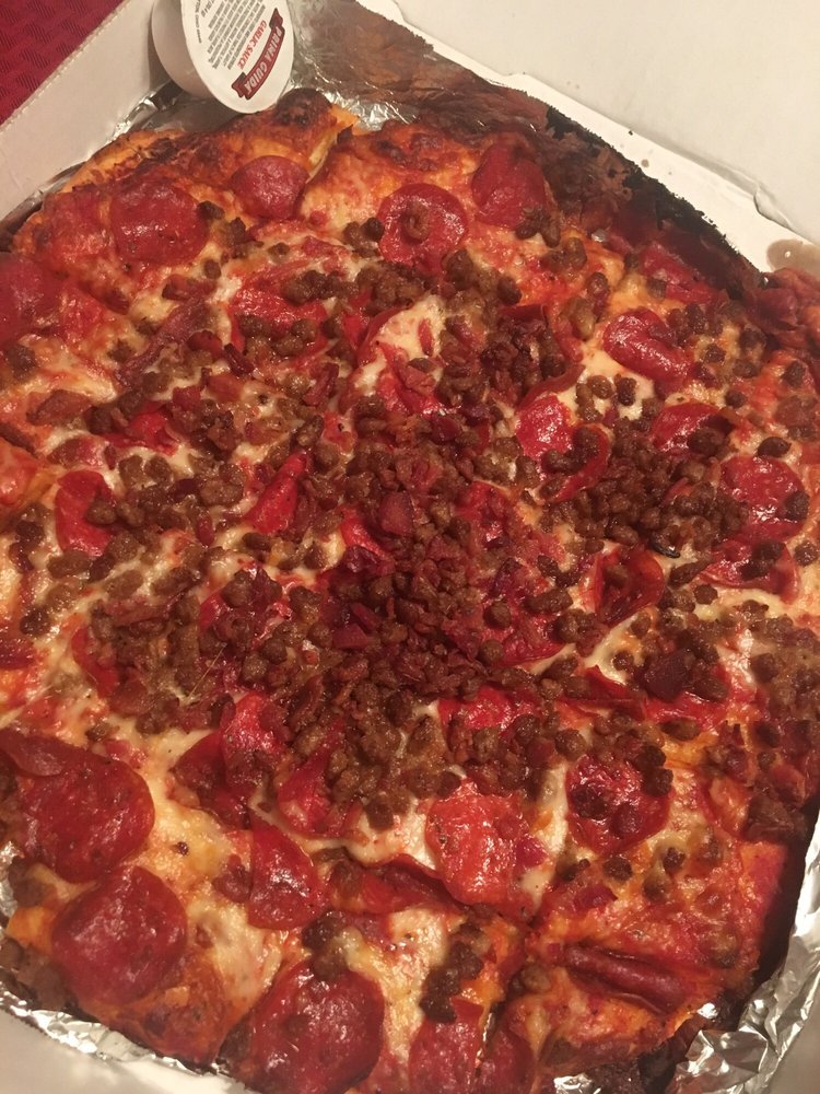 Hoagie's Pizza House 6128 N Dixie Dr, Dayton