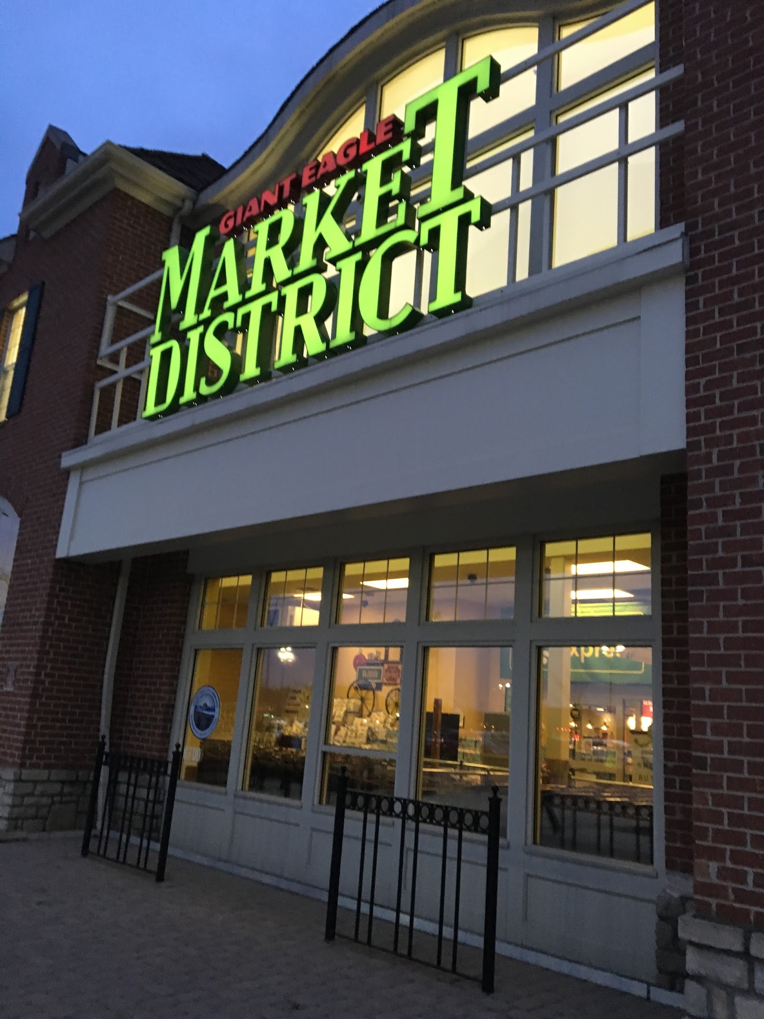 Market District Supermarket