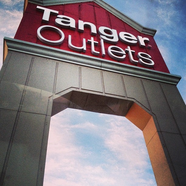 Fragrance Outlet 8010 Factory Shop Boulevard, Jeffersonville