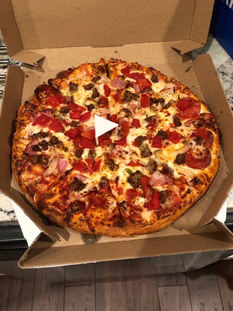 Domino's Pizza 14212 Detroit Ave, Lakewood