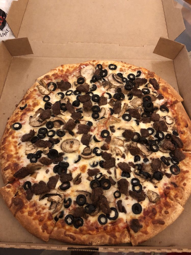 Georgio's Oven Fresh Pizza Co 13804 Detroit Ave, Lakewood