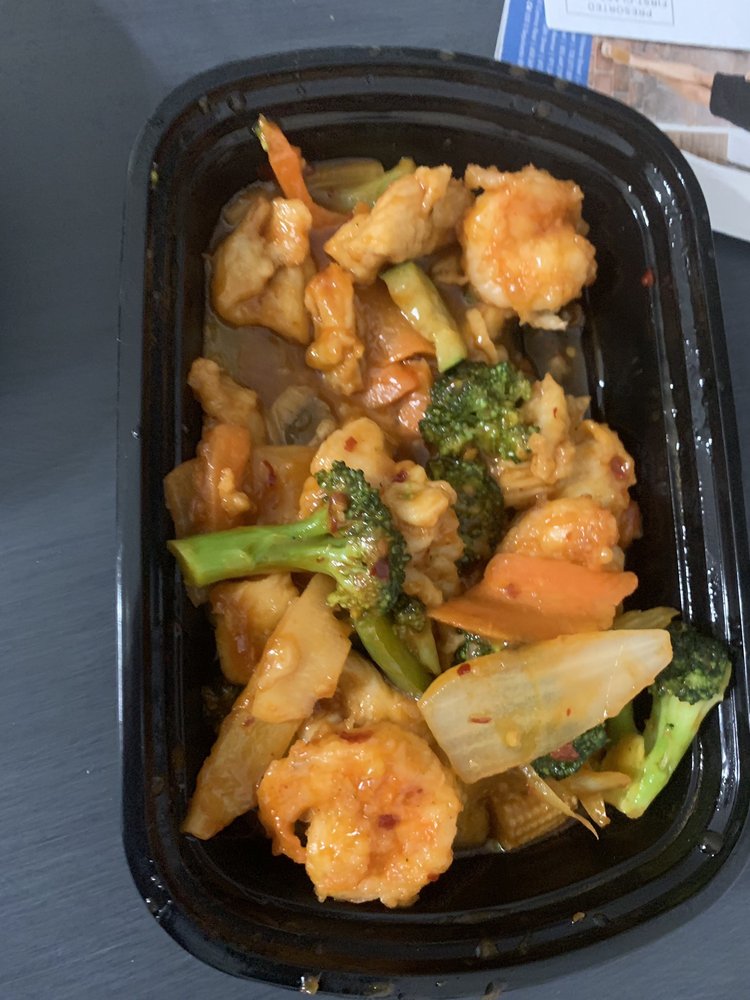 New China King 16210 Madison Ave, Lakewood