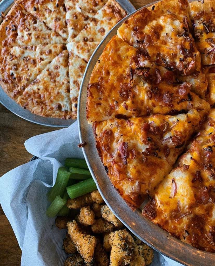 Angelo's Pizza 13715 Madison Ave, Lakewood
