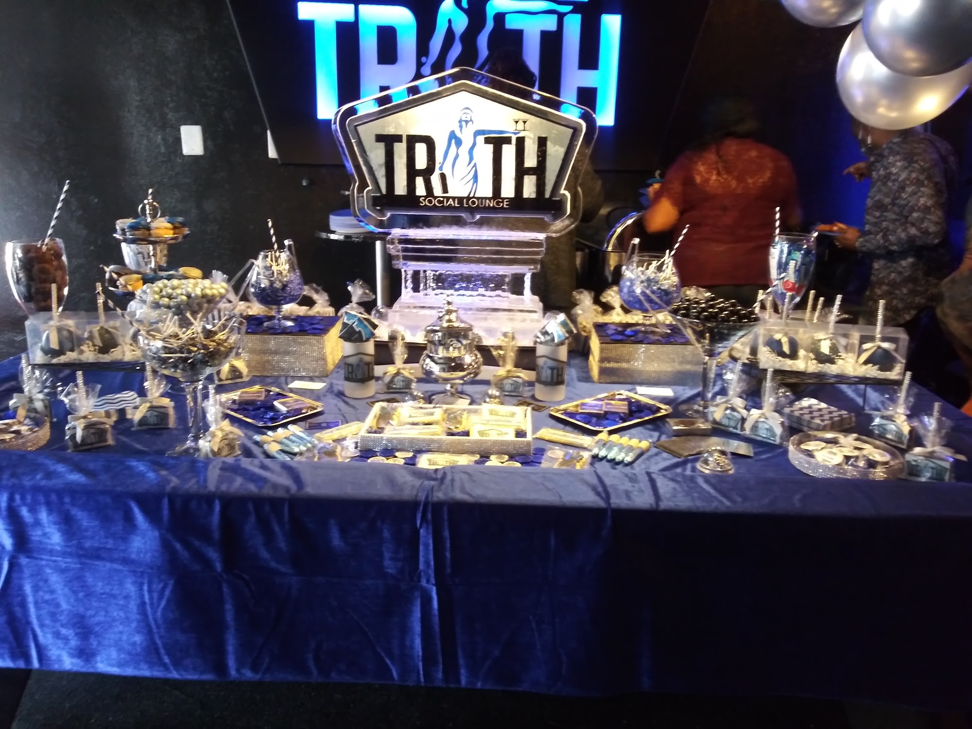 Truth Social Lounge