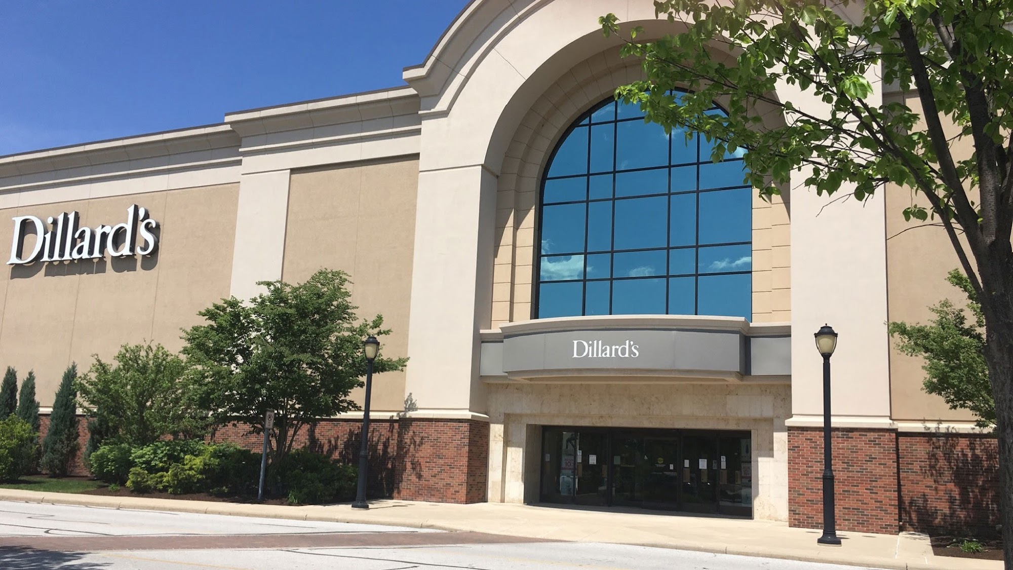 Dillard's: Shops At Fallen Timbers