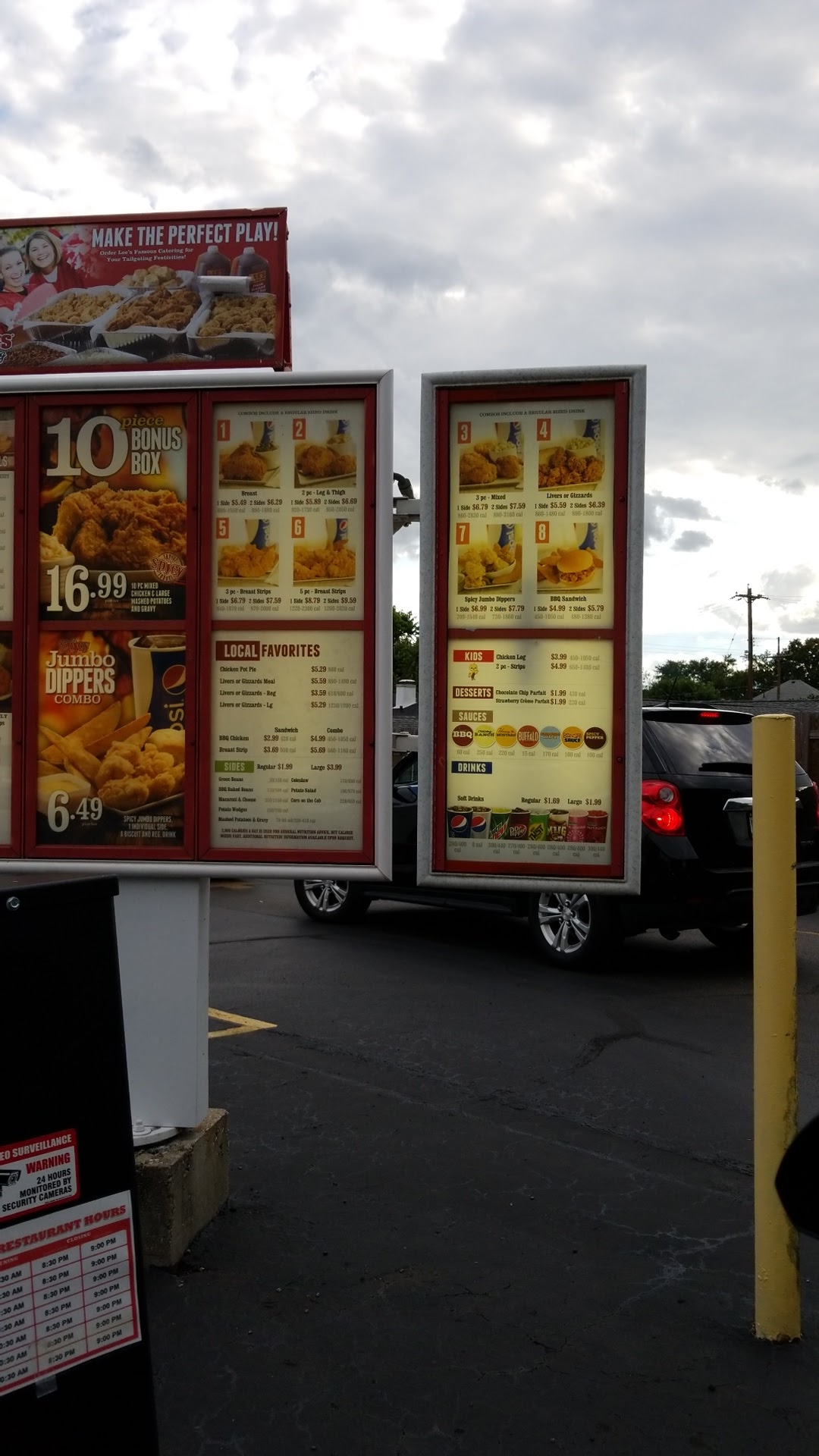 Lee's Famous Recipe Chicken Menu