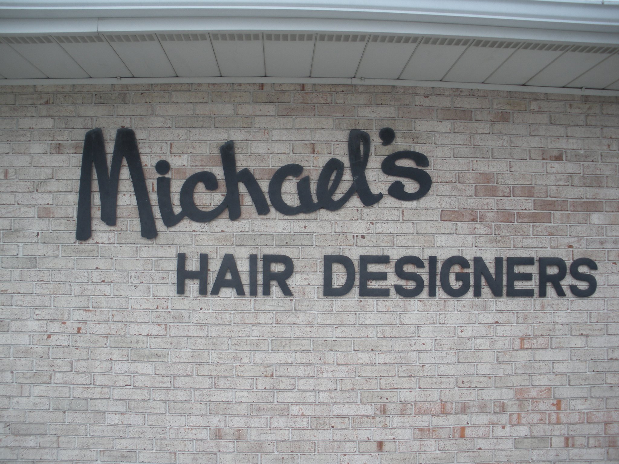 Michaels Hair Designers 1401 Oakwood Ave, Napoleon Ohio 43545