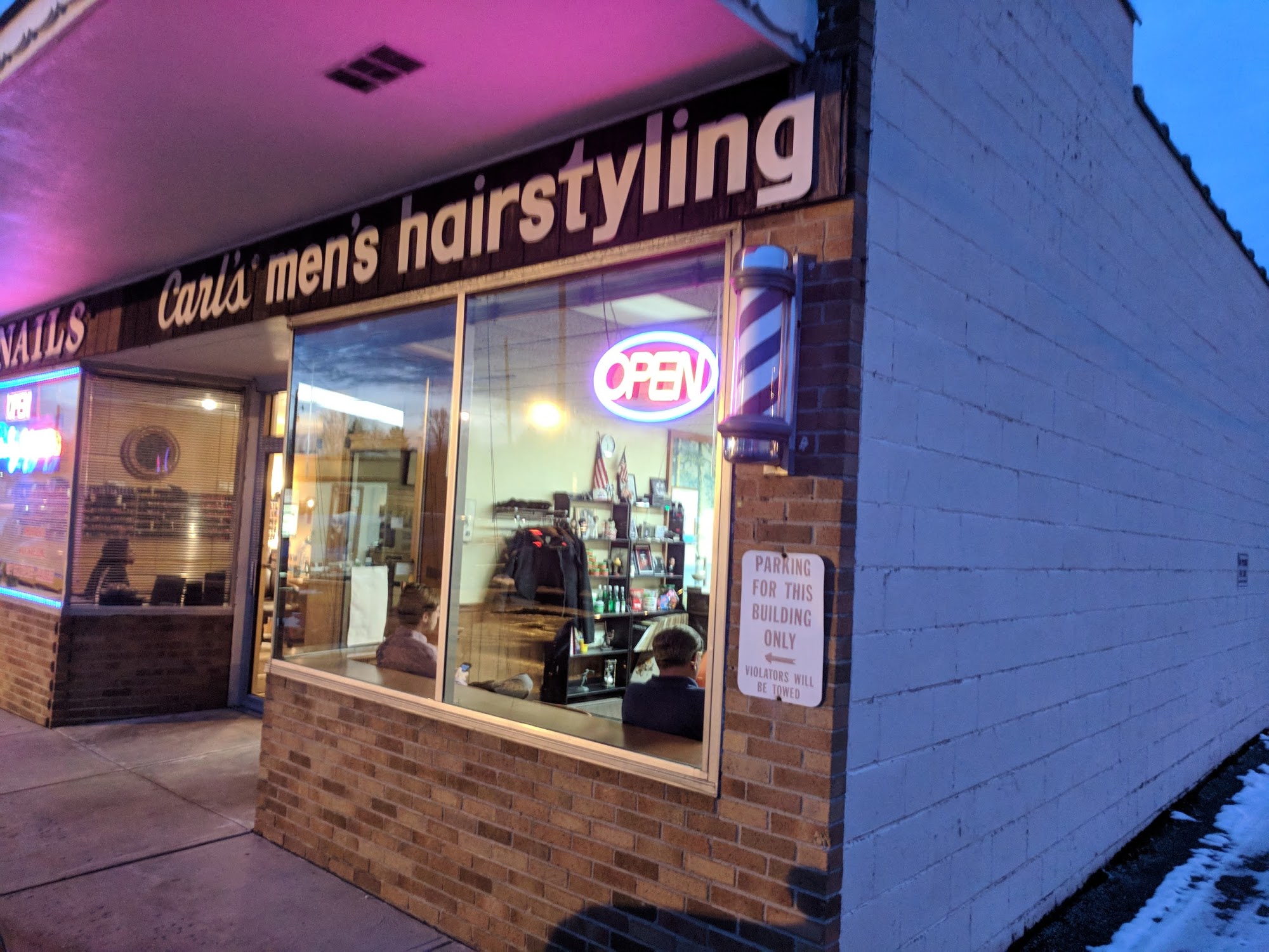 Carl's Men's Hairstyling