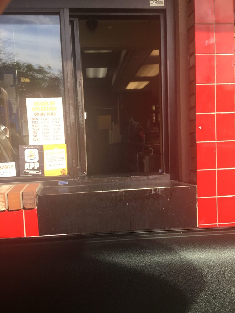 Burger King 1340 E Kemper Rd, Springdale