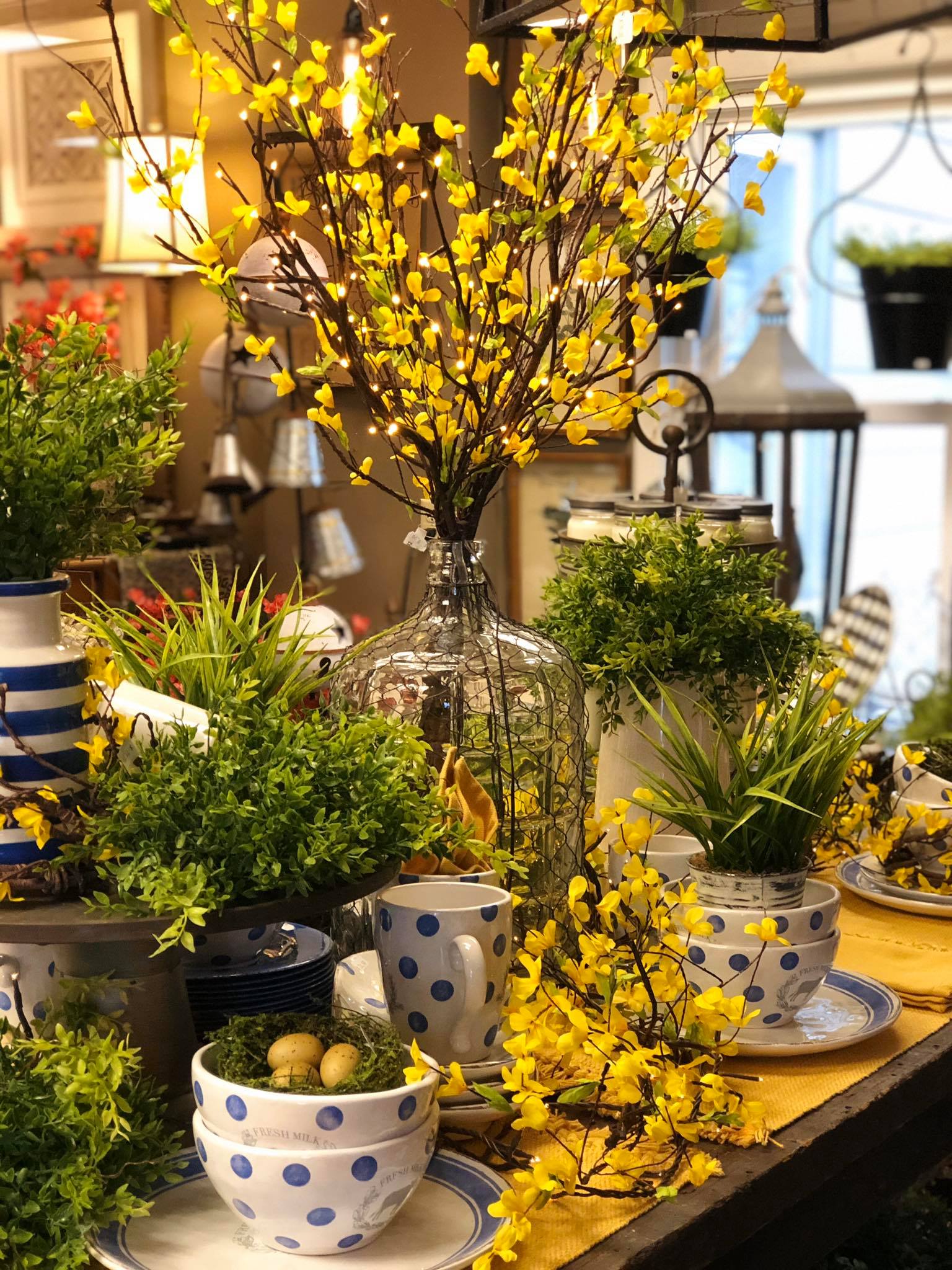 shanesville candle 1001 W Main St, Sugarcreek