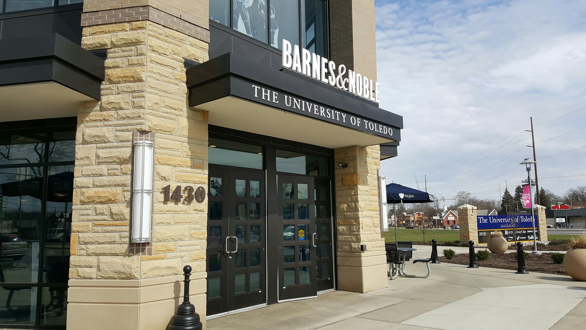 Barnes & Noble at The University of Toledo