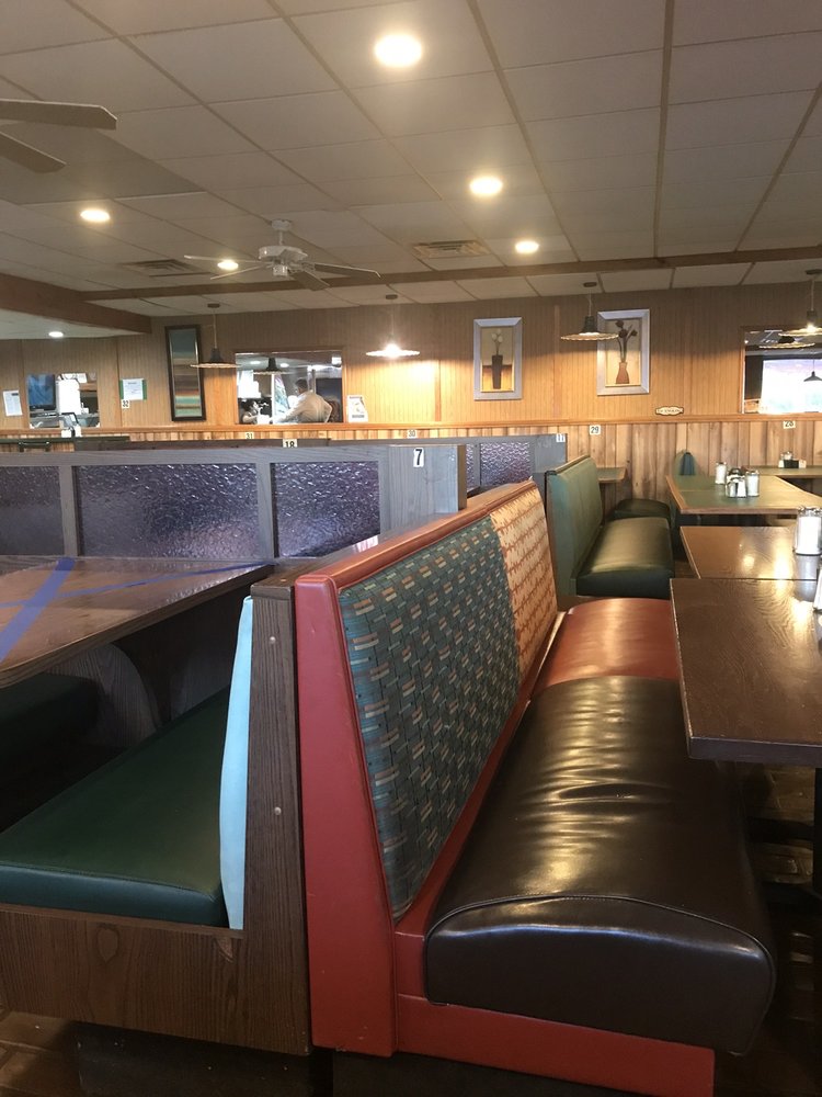 Nick's Family Cafe 2516 S Reynolds Rd, Toledo