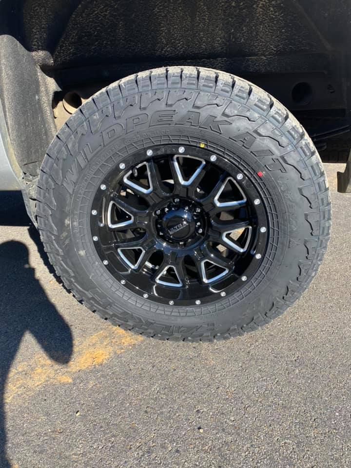 Discount Tire & Alignment 2001 S Park Dr, Broken Bow