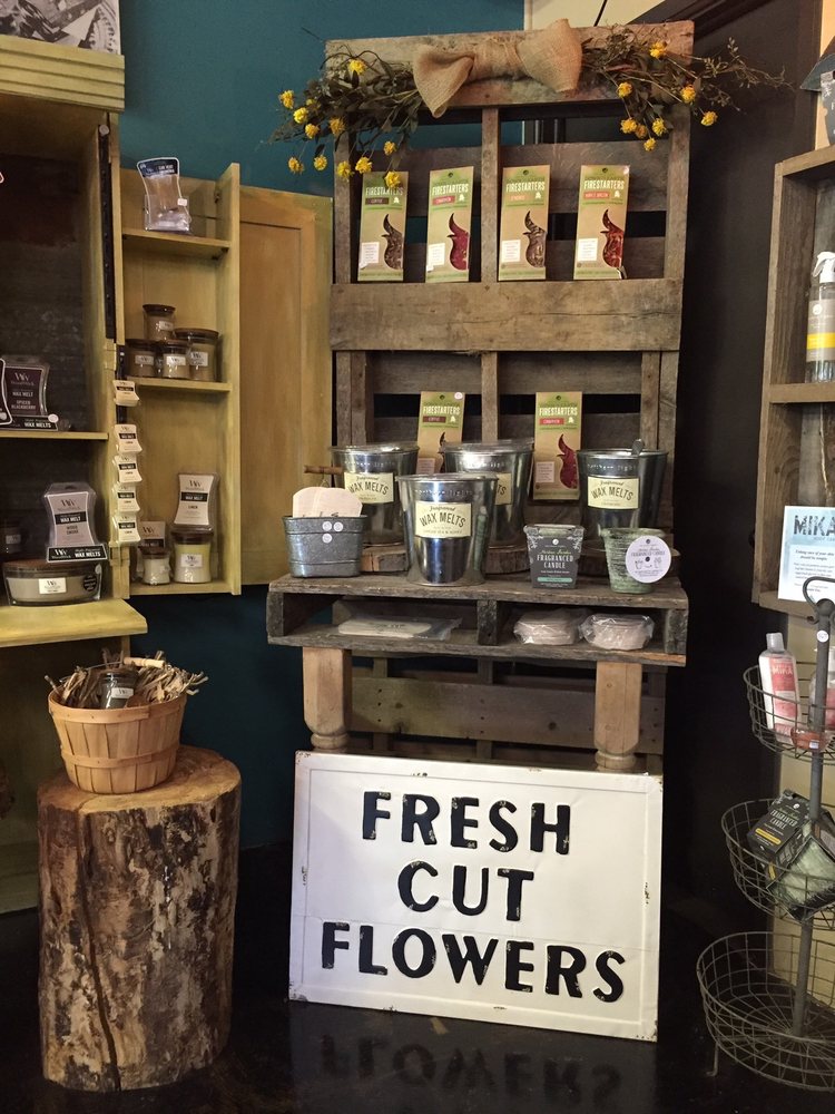 Broknbo Vintage Market 1302 N Park Dr, Broken Bow