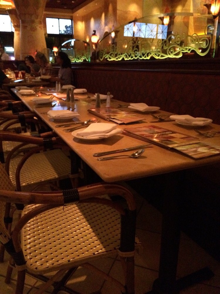 The Cheesecake Factory 5600 N Pennsylvania Ave, Oklahoma City