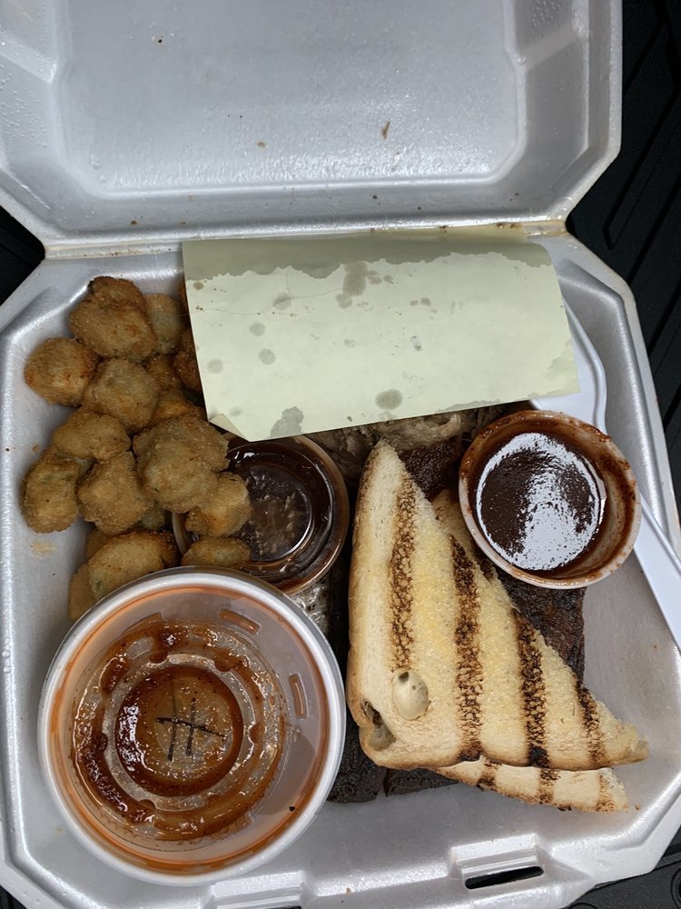 Blu's BBQ and Burgers 612 N Robinson Ave, Oklahoma City