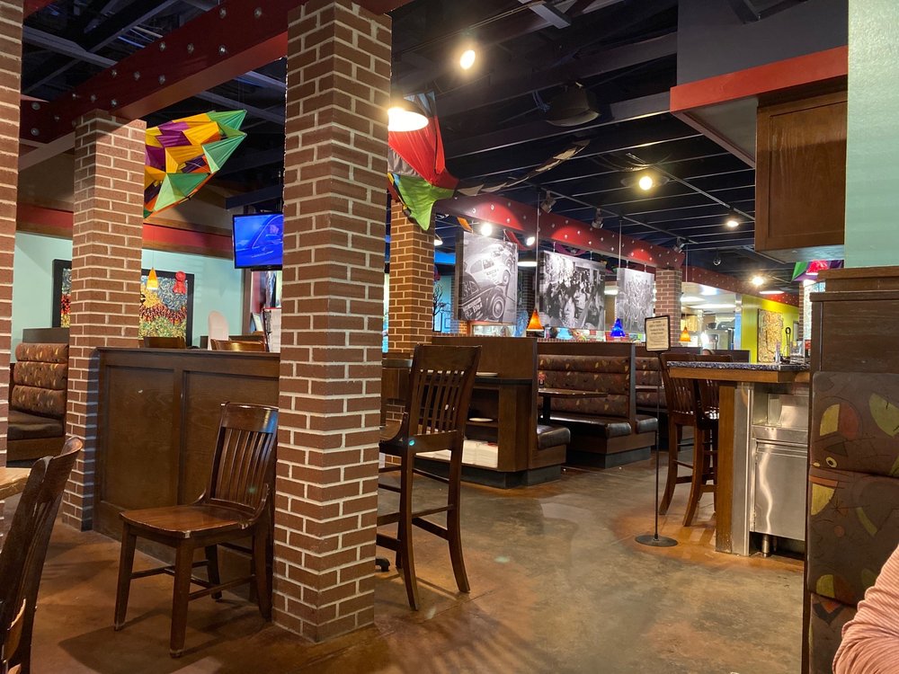 Hideaway Pizza 5950 W Memorial Rd, Oklahoma City