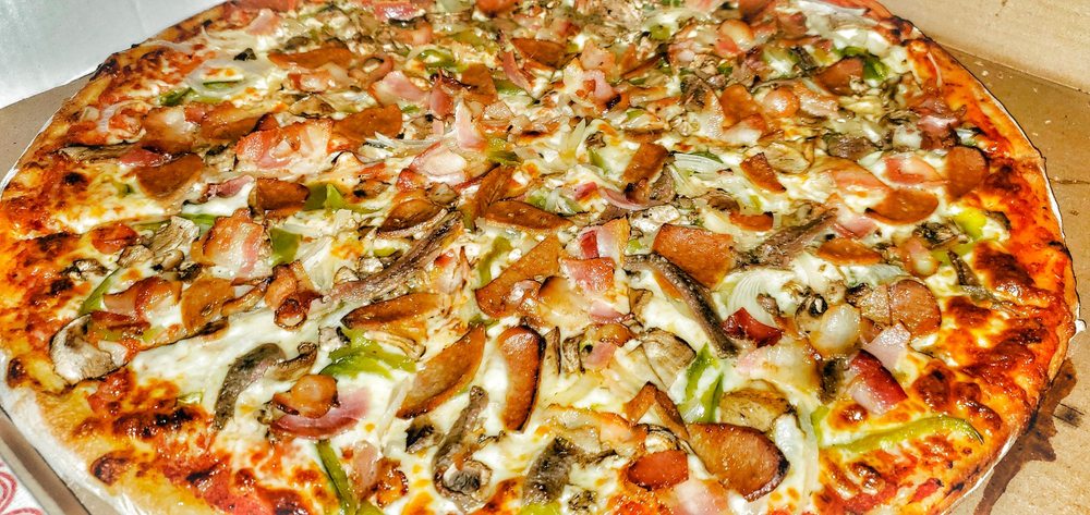 Luca Pizza 3415 Dixie Rd, Mississauga