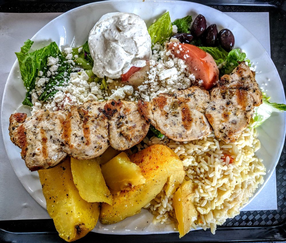 ZET'S Restaurant 6445 Airport Rd, Mississauga