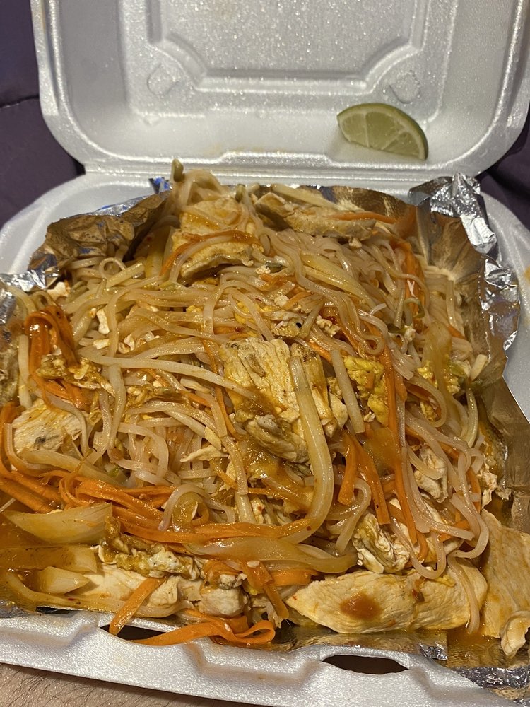 Pho Ha Noi 54 2541 Hurontario St, Mississauga