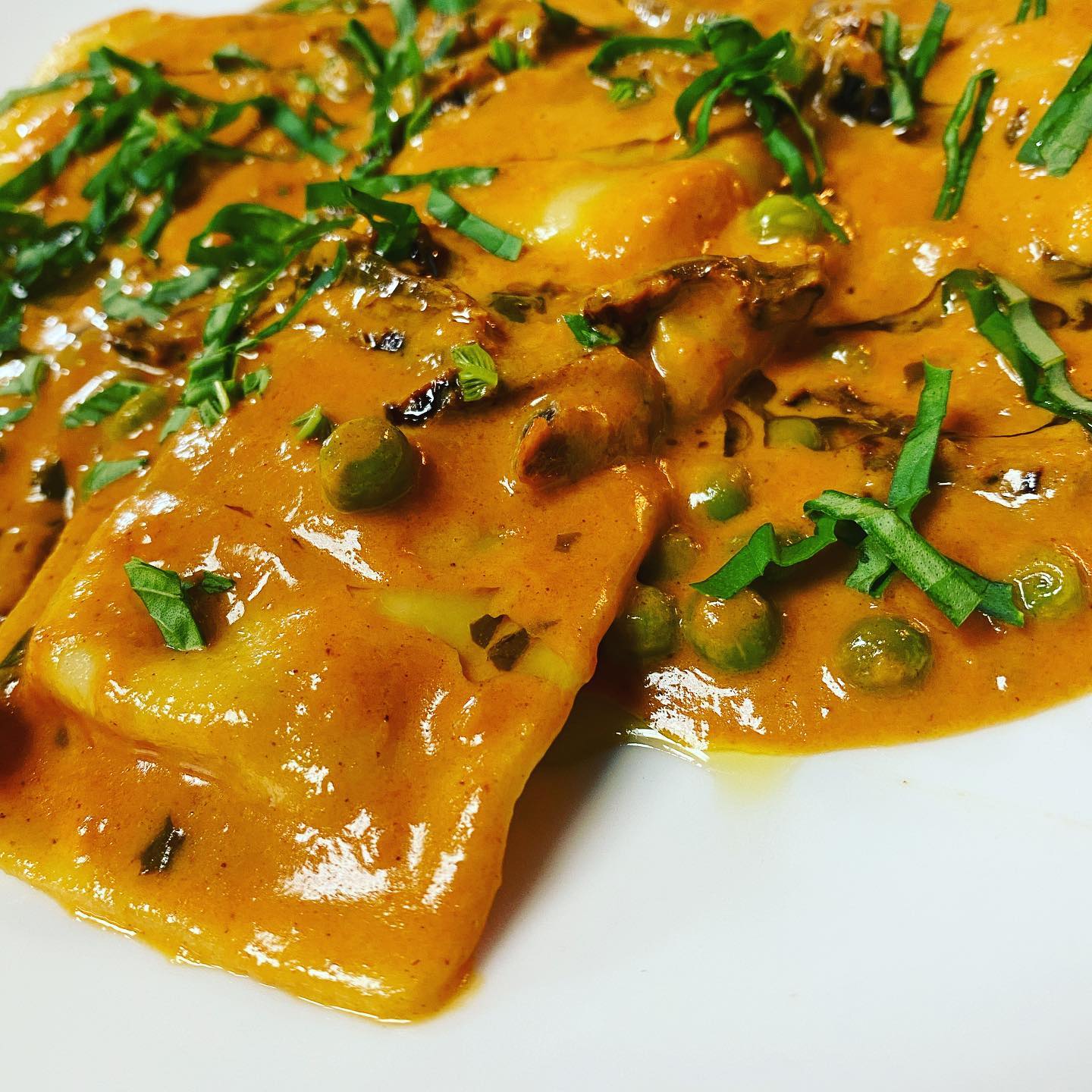 Ombretta Cucina + Vino 121 Lakeshore Rd W, Mississauga