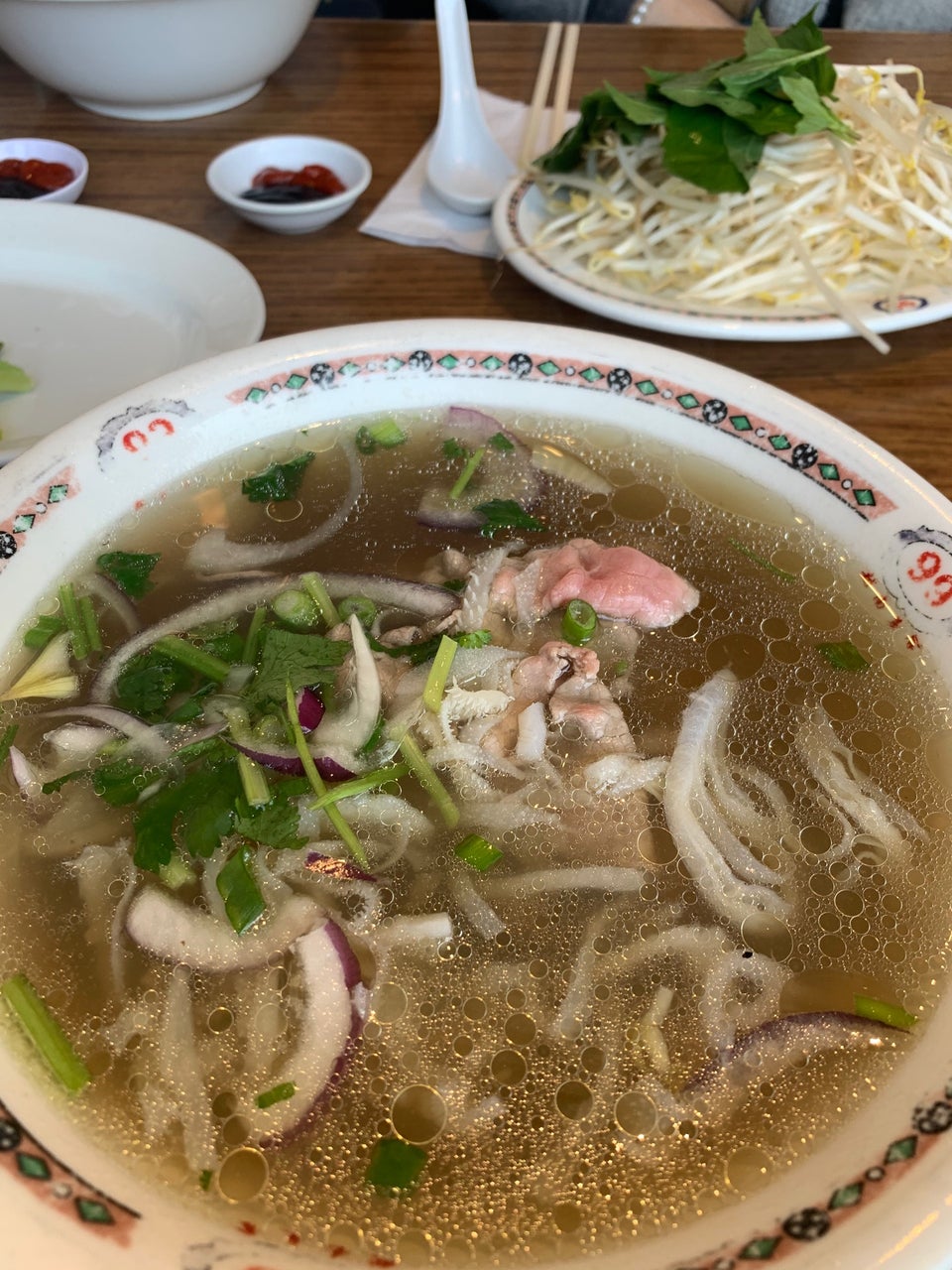 Pho-Com 99 3100 Dixie Rd, Mississauga