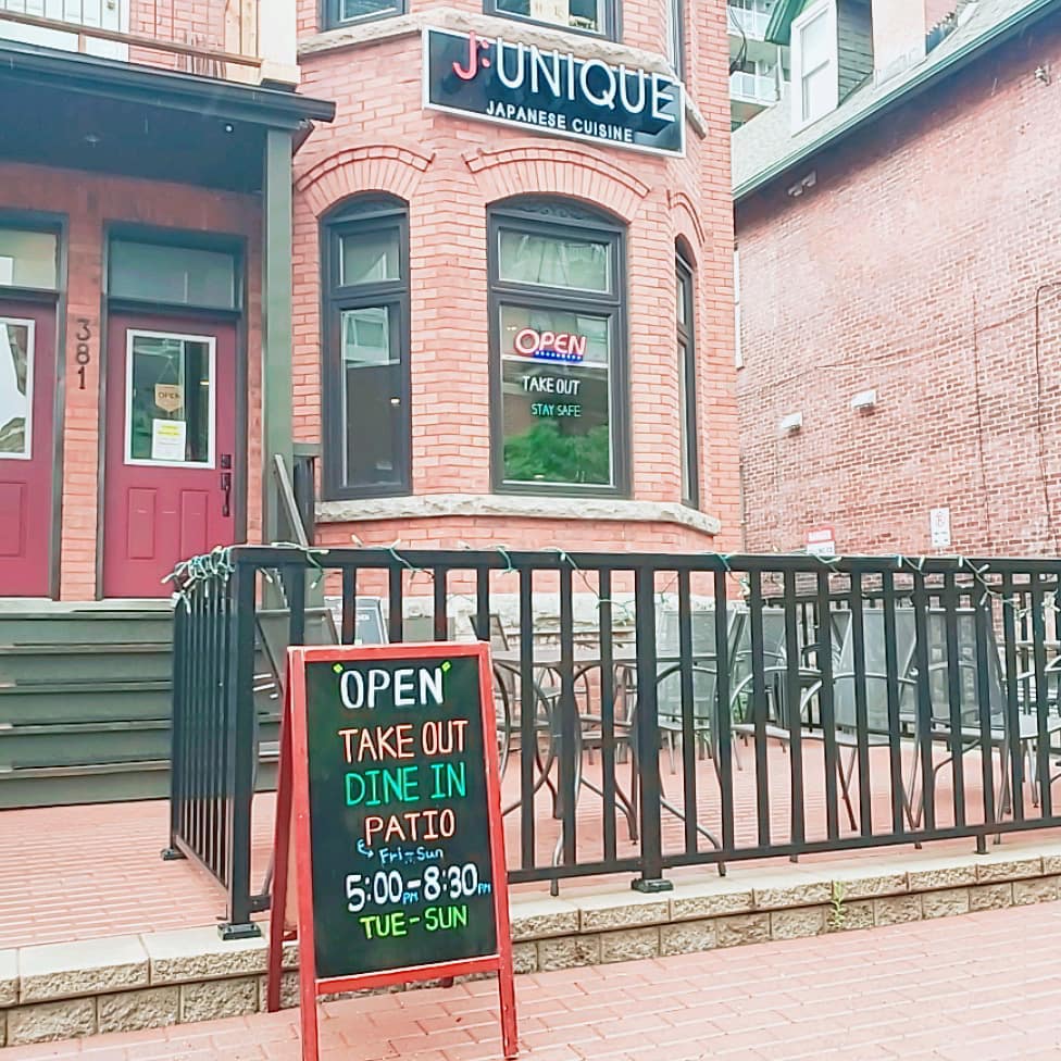 J:unique kitchen 381 Cooper St, Ottawa