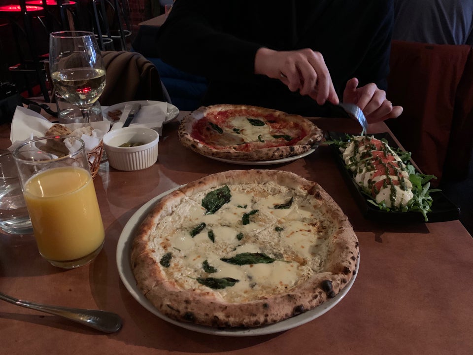 Napoli Centrale 964 Bathurst St, Toronto