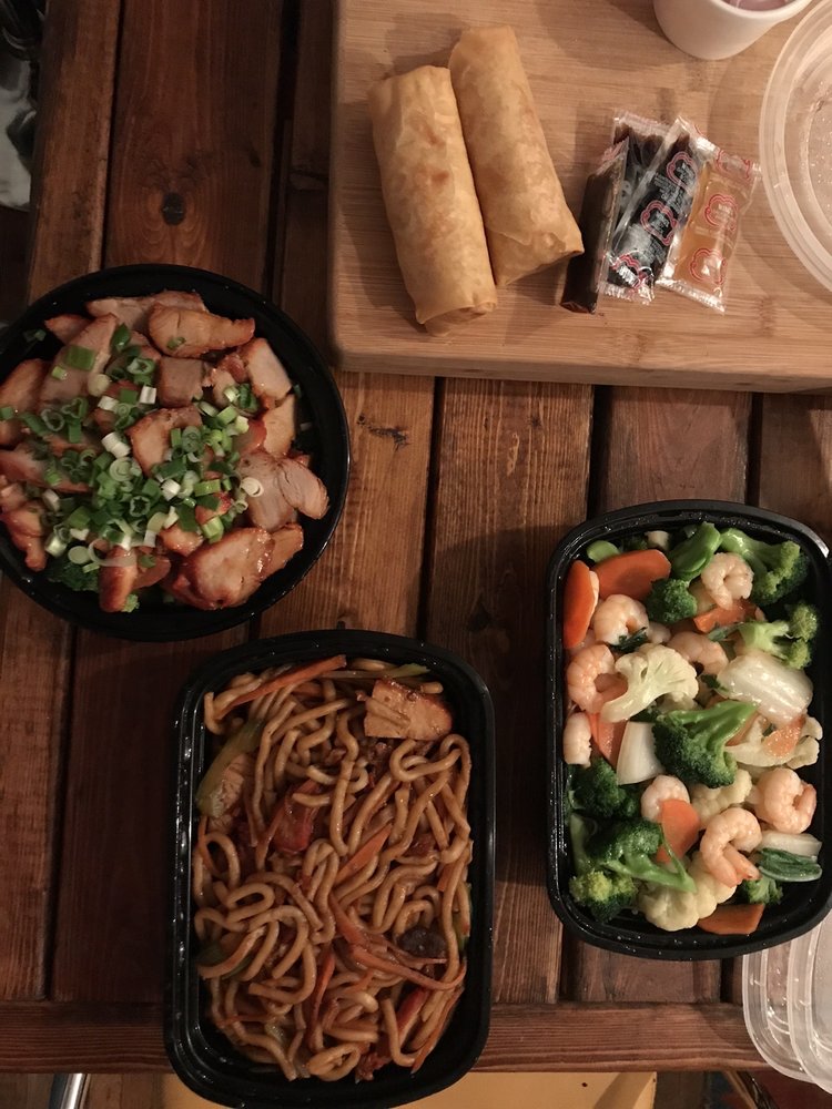 South Pacific Take Out Service 1002 Dovercourt Rd, Toronto