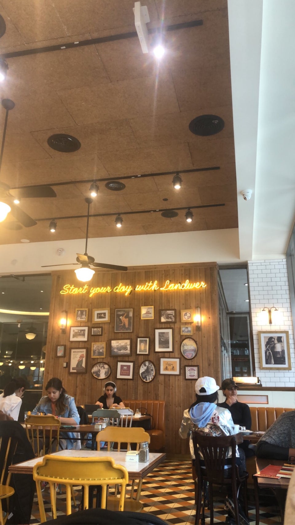 Cafe Landwer 165 University Ave, Toronto