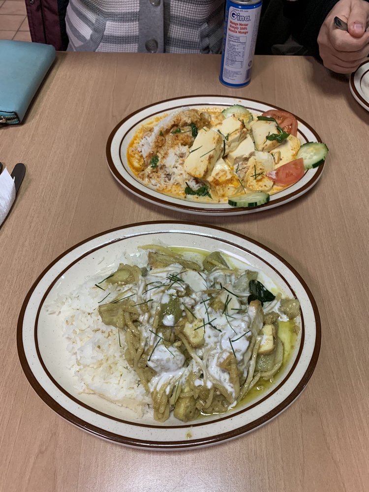 Khmer Thai Restaurant 1018 St Clair Ave W, Toronto