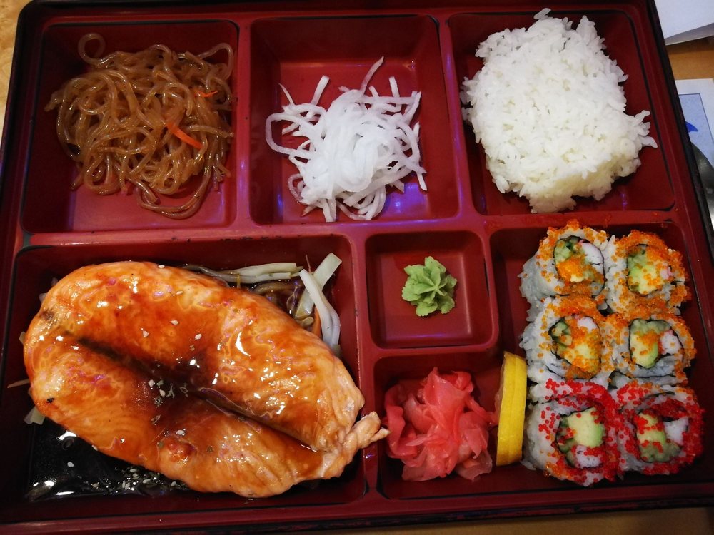 Ni Ji Sushi Japanese Restaurant 1095 Ellesmere Rd, Toronto