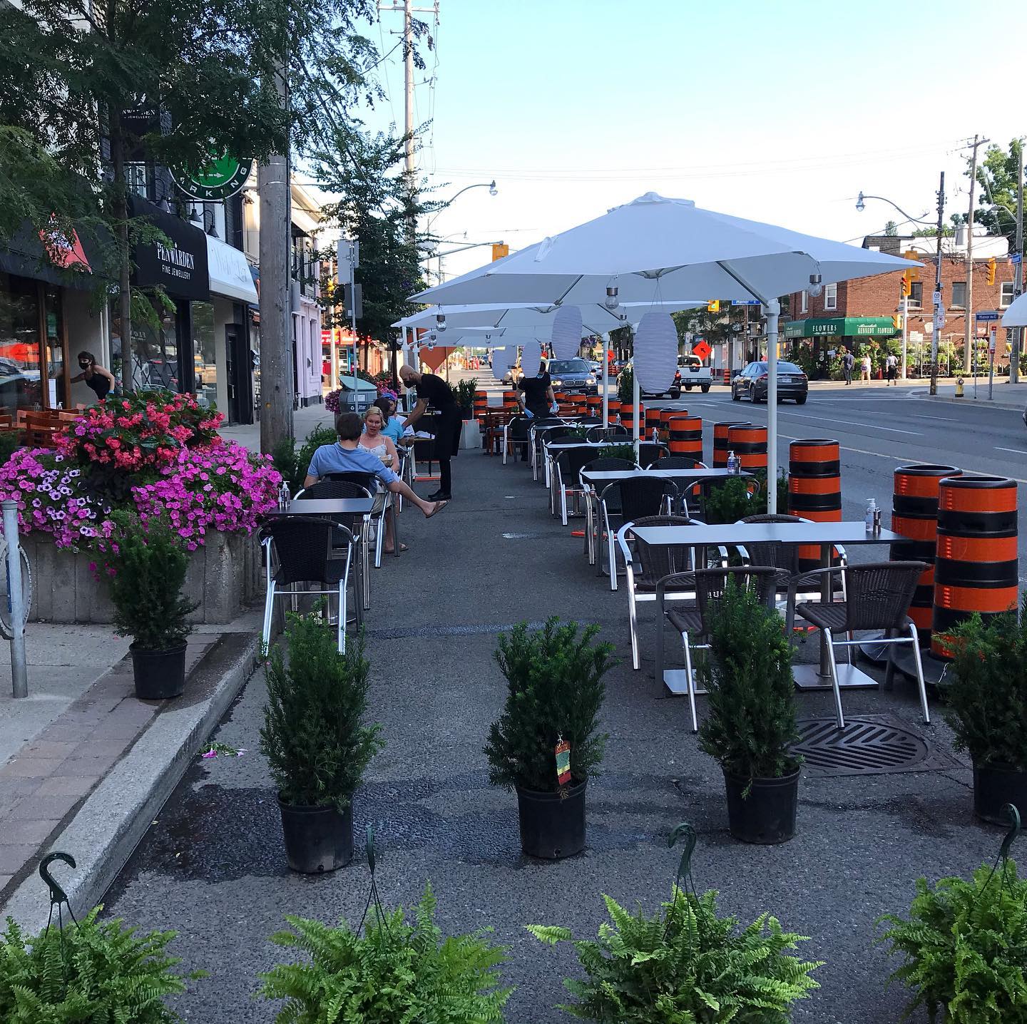 Positano Restaurant 633 Mt Pleasant Rd, Toronto