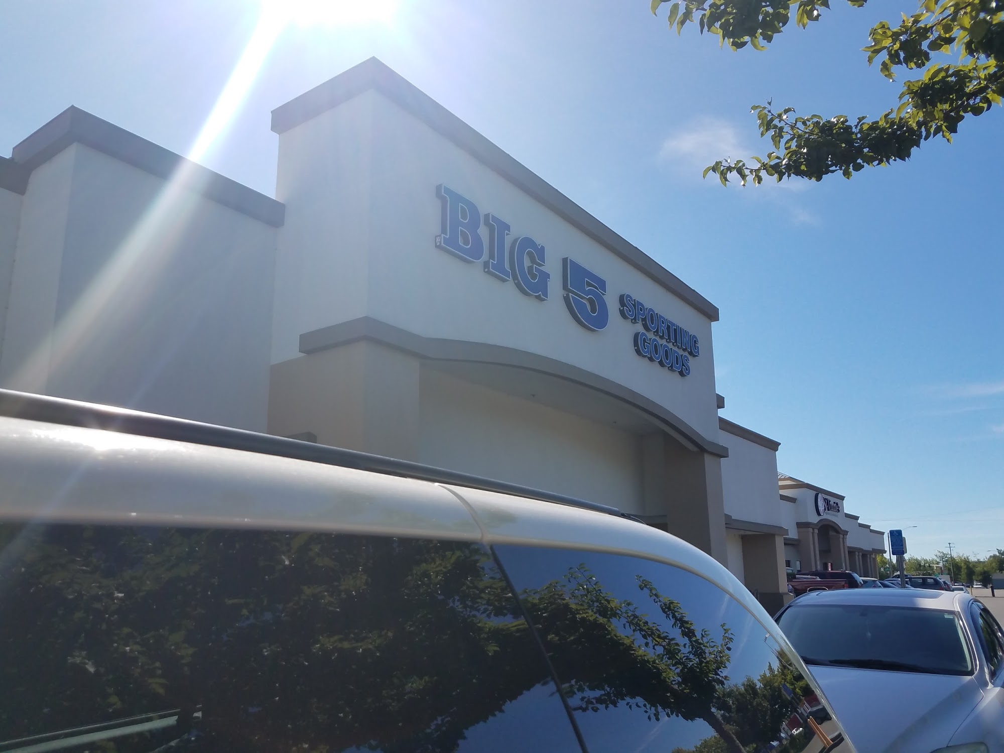 Big 5 Sporting Goods