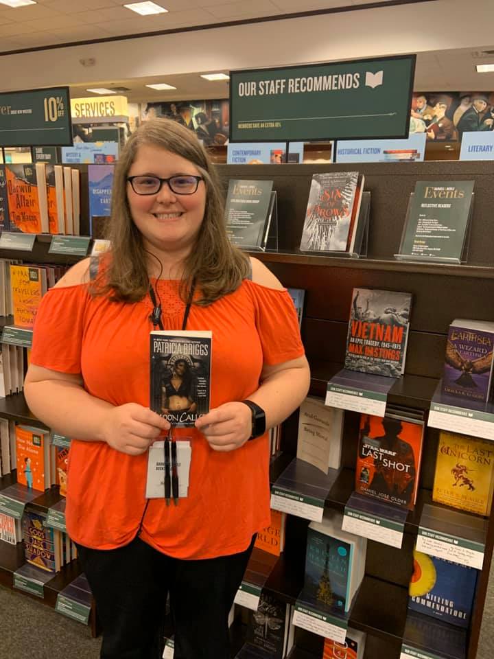 Barnes & Noble 1163 Valley River Dr, Eugene