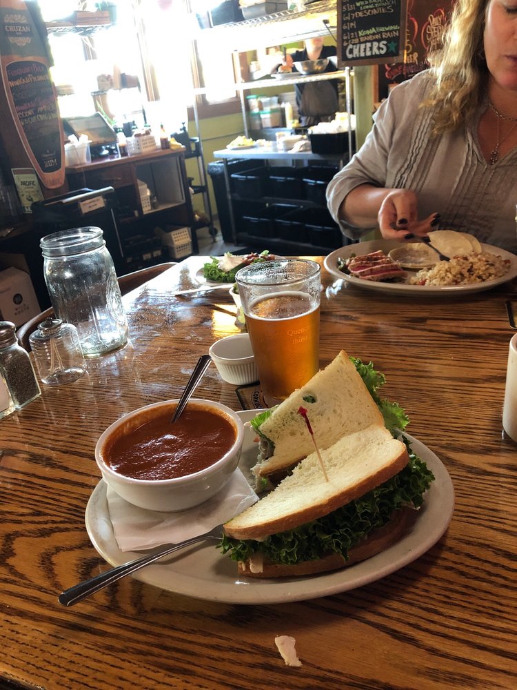 Cornucopia Bar & Burgers 207 E 5th Ave, Eugene