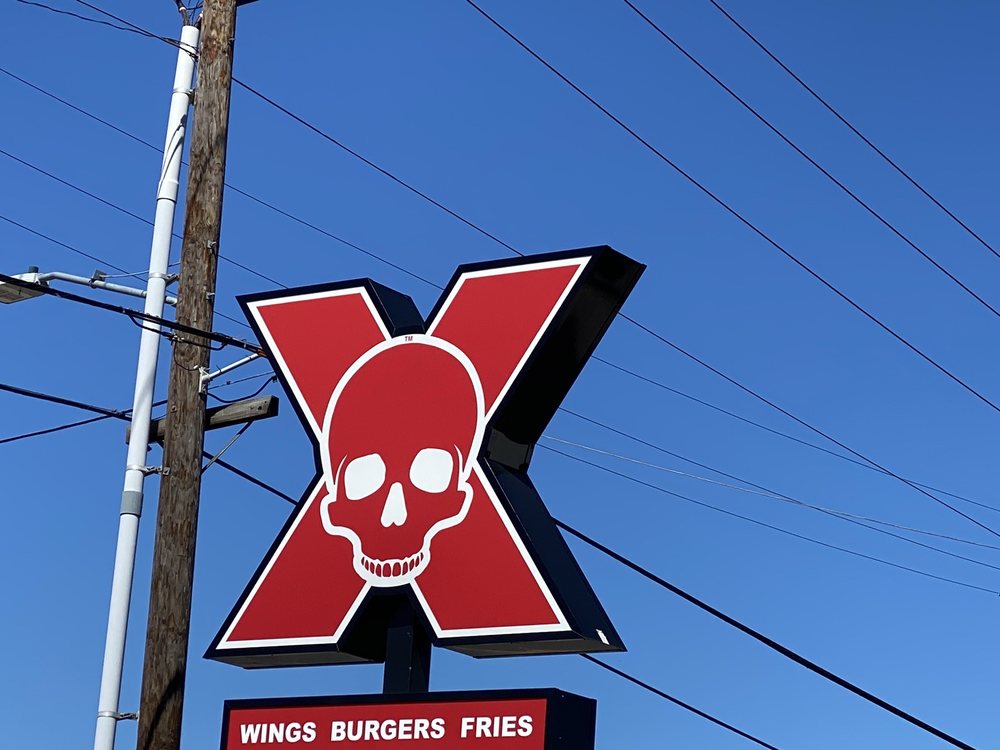 Toxic Wings 2766 W 11th Ave, Eugene