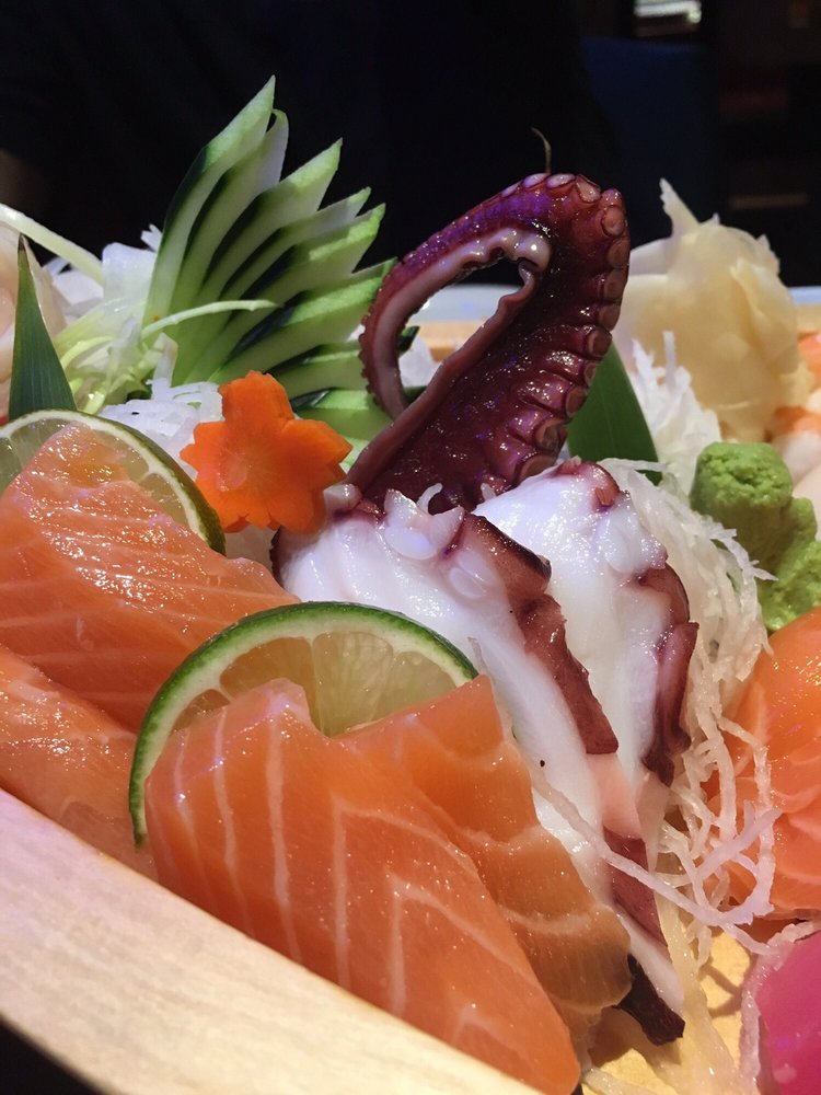 Sushi Domo Oak St 2835 Oak St, Eugene