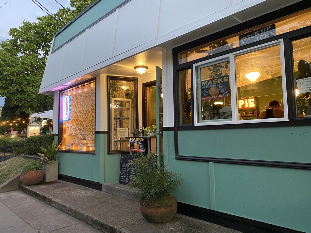 Lauretta Jean's 3402 SE Division St, Portland