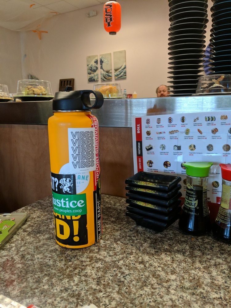 Kura Sushi 8230 SE Harrison St #310, Portland