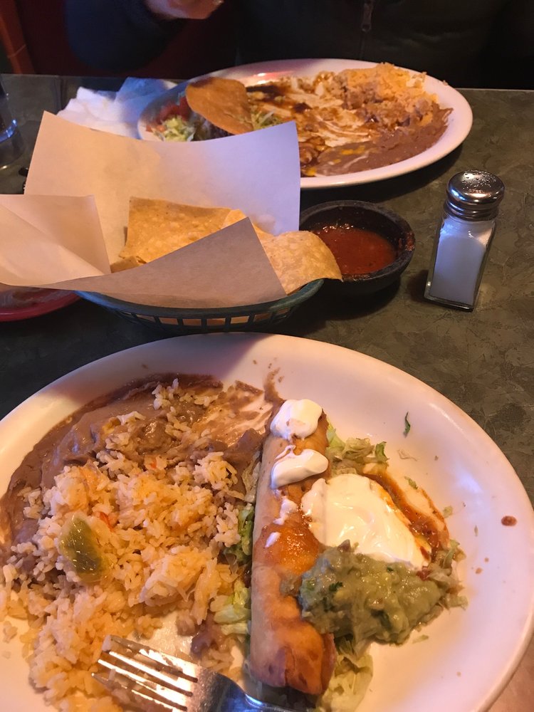 Los Arcos Mexican Grill 4120 Commercial St SE, Salem