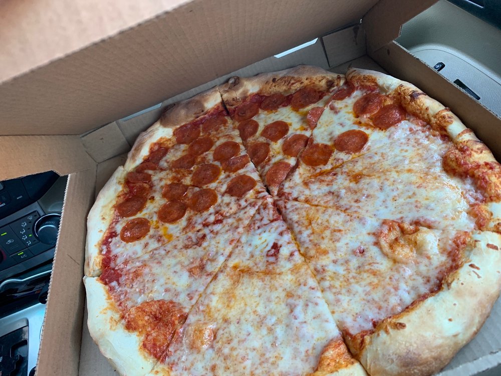 Straight From New York Pizza 233 Liberty St NE, Salem