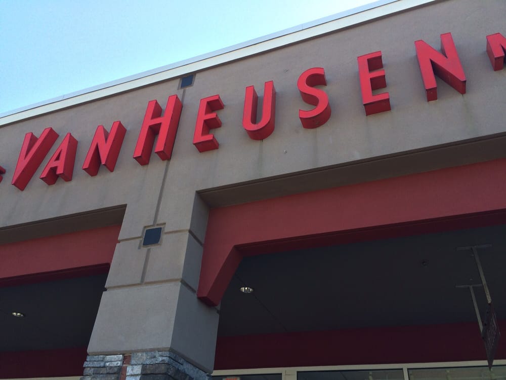 Van Heusen - IZOD Company Store Seaside Factory Outlets/Center 1111 North Roosevelt Street, Suite #330, Seaside
