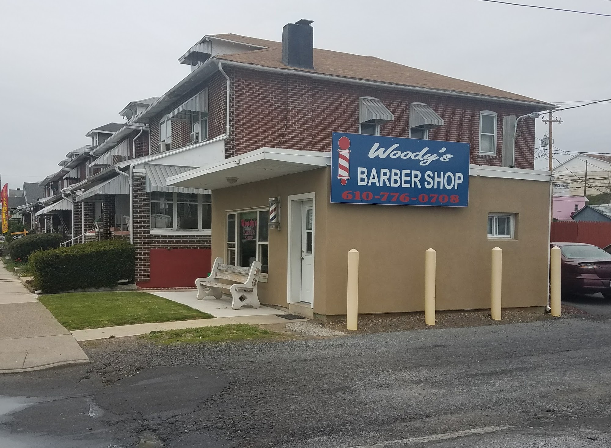 Woody's Barber Shop