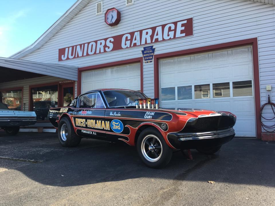 Junior's Garage