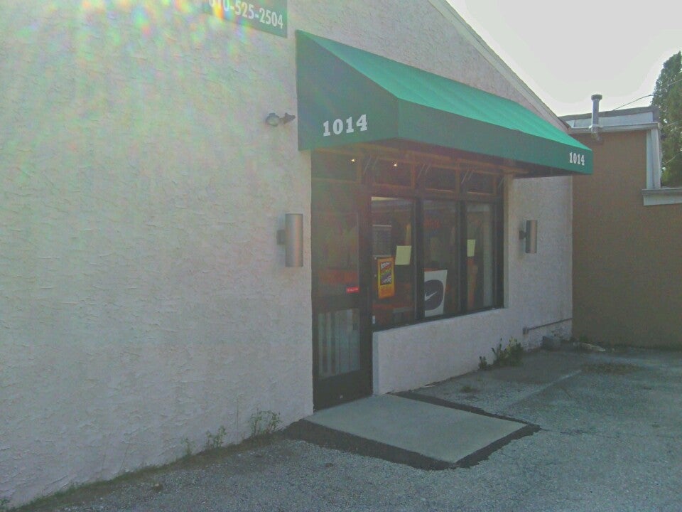 Tennis Junction Inc 1014 Lancaster Ave, Bryn Mawr