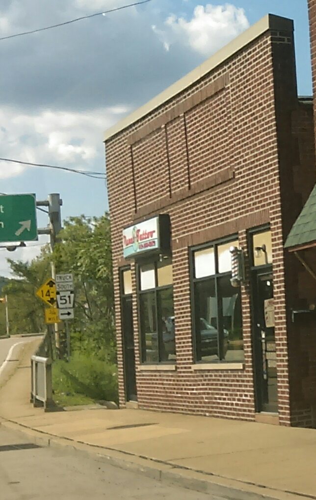 Hoov's Barber Shop