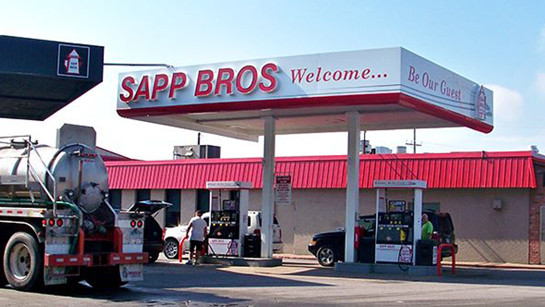 Sapp Bros. Travel Center, Petroleum and Service Center