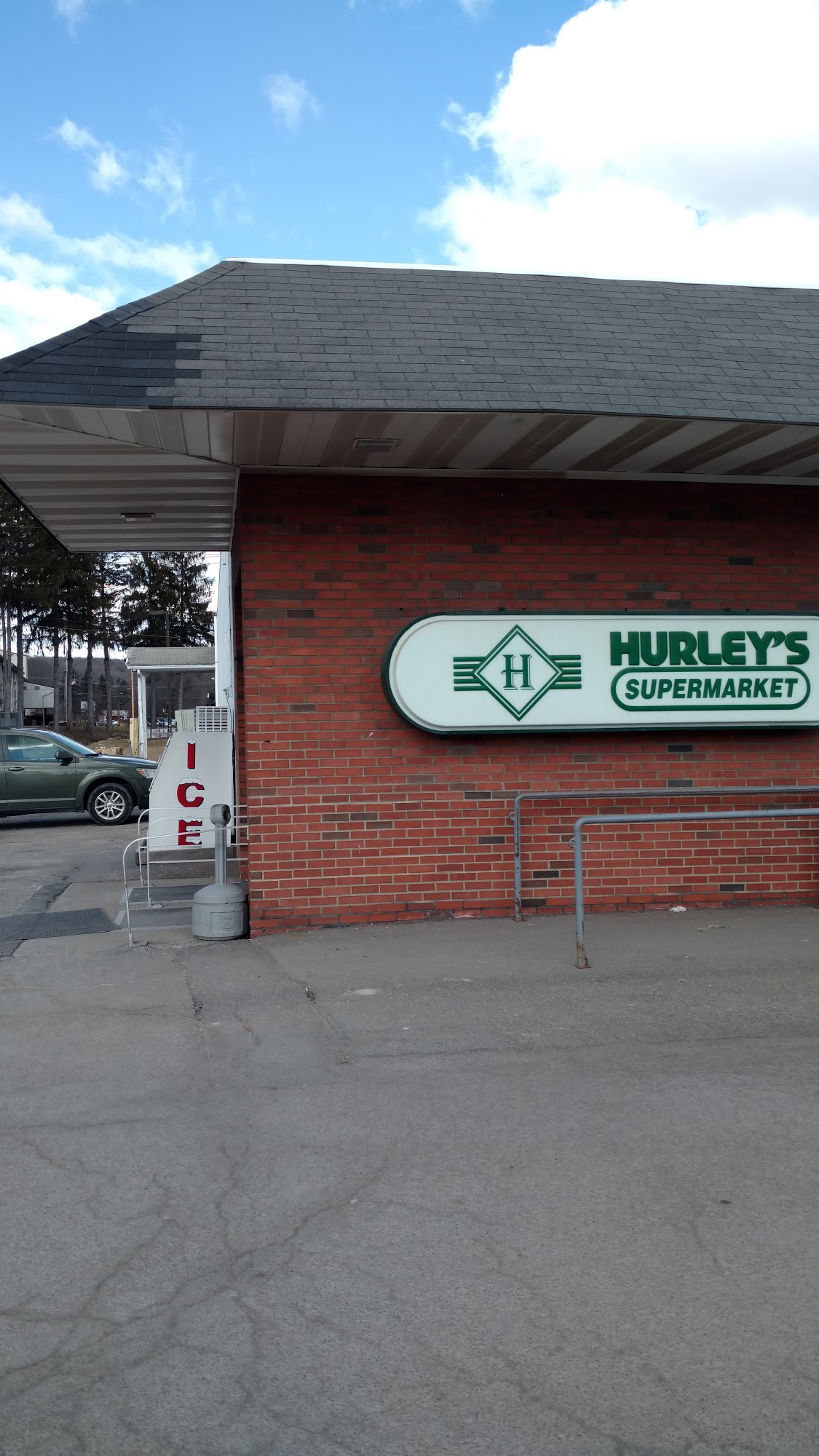 Hurley's Fresh Market IGA