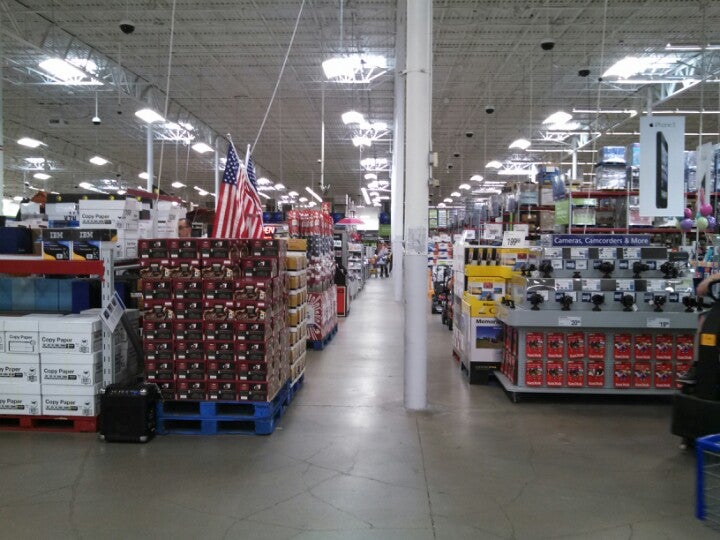 Sam's Club Gas 7200 Peach St, Erie